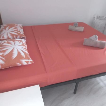 O Bercail Du Sud-Hibiscus Chez Jeannette Villa Saint Gabriel Екстериор снимка